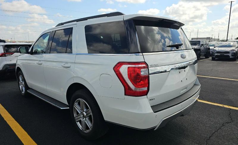 2020 Ford Expedition XLT - Image 5