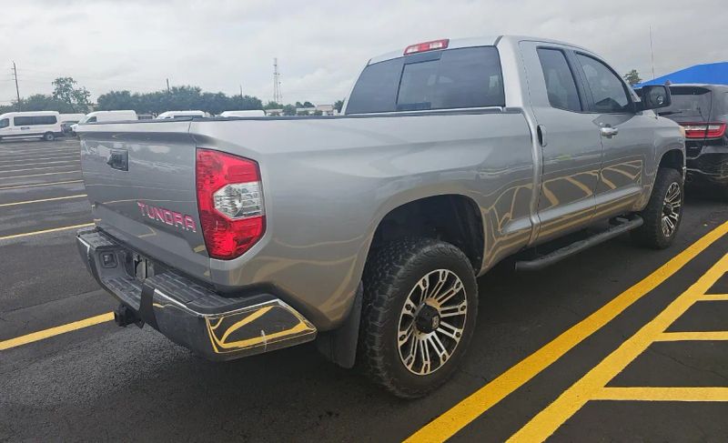 2014 Toyota Tundra SR5 - Image 3