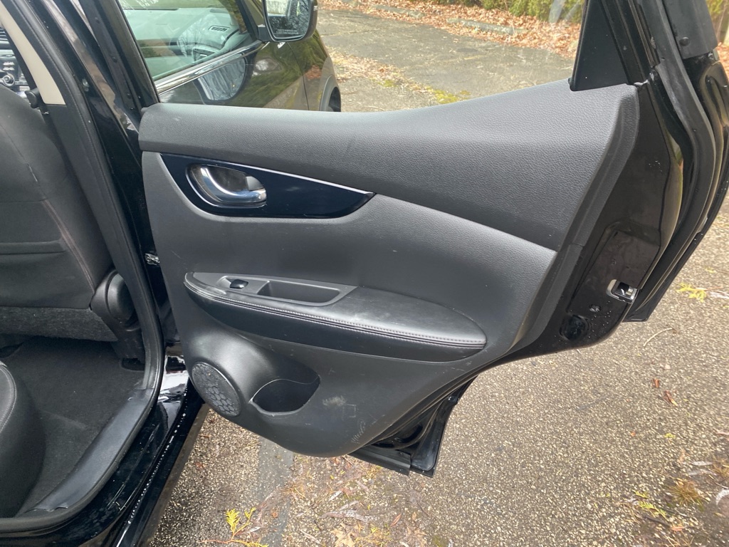 2018 Nissan Rogue Sport SV - Photo 23