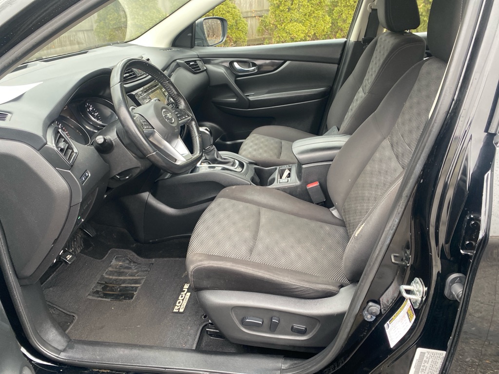 2018 Nissan Rogue Sport SV - Photo 9