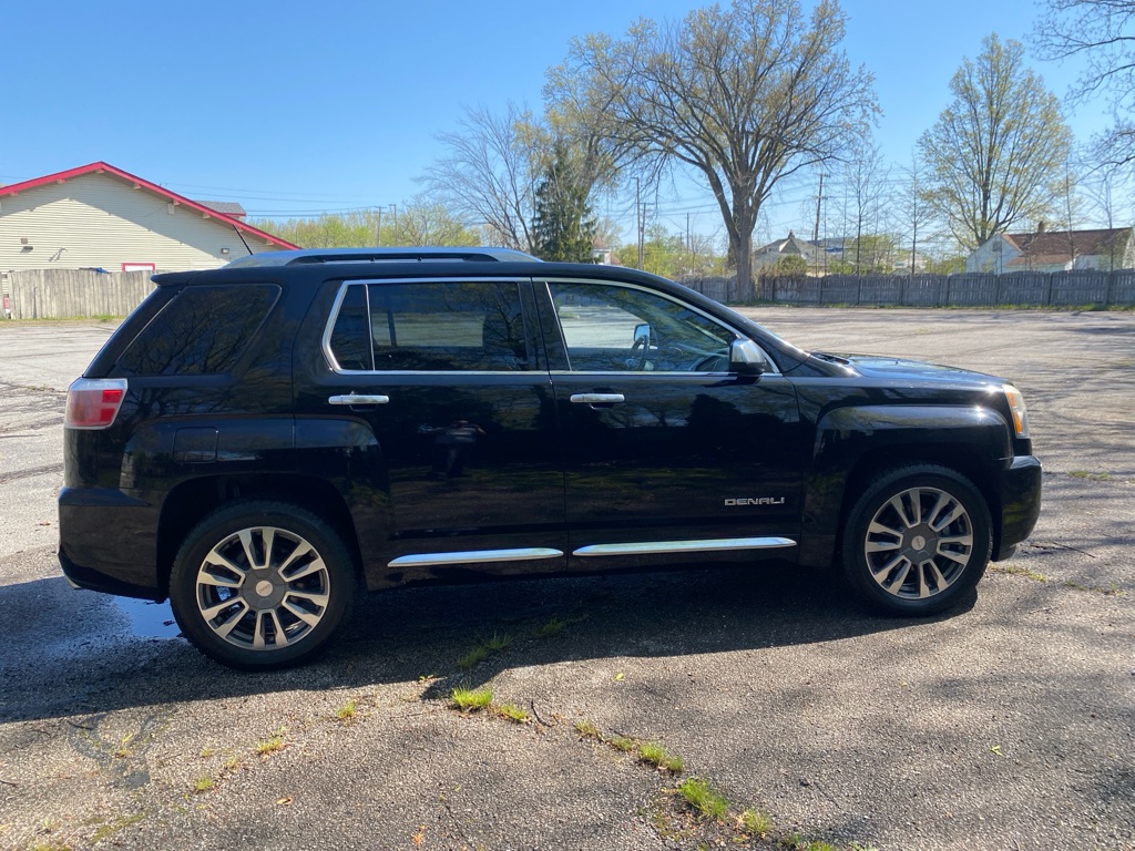 2017 GMC Terrain Denali - Photo 6