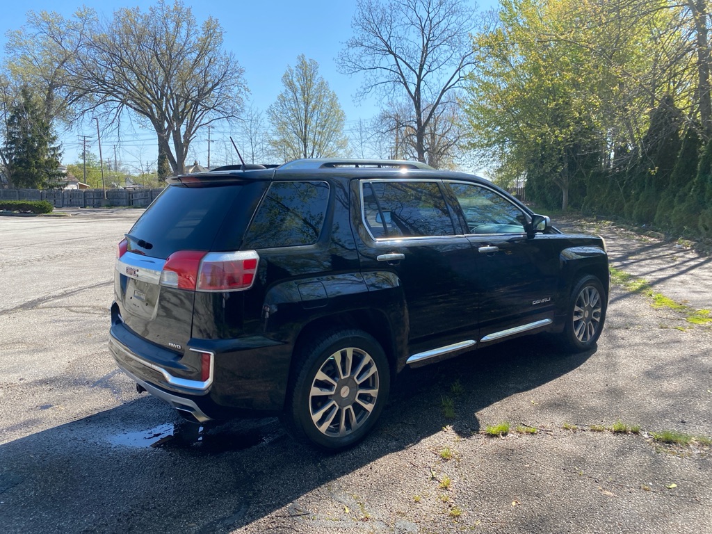 2017 GMC Terrain Denali - Image 5