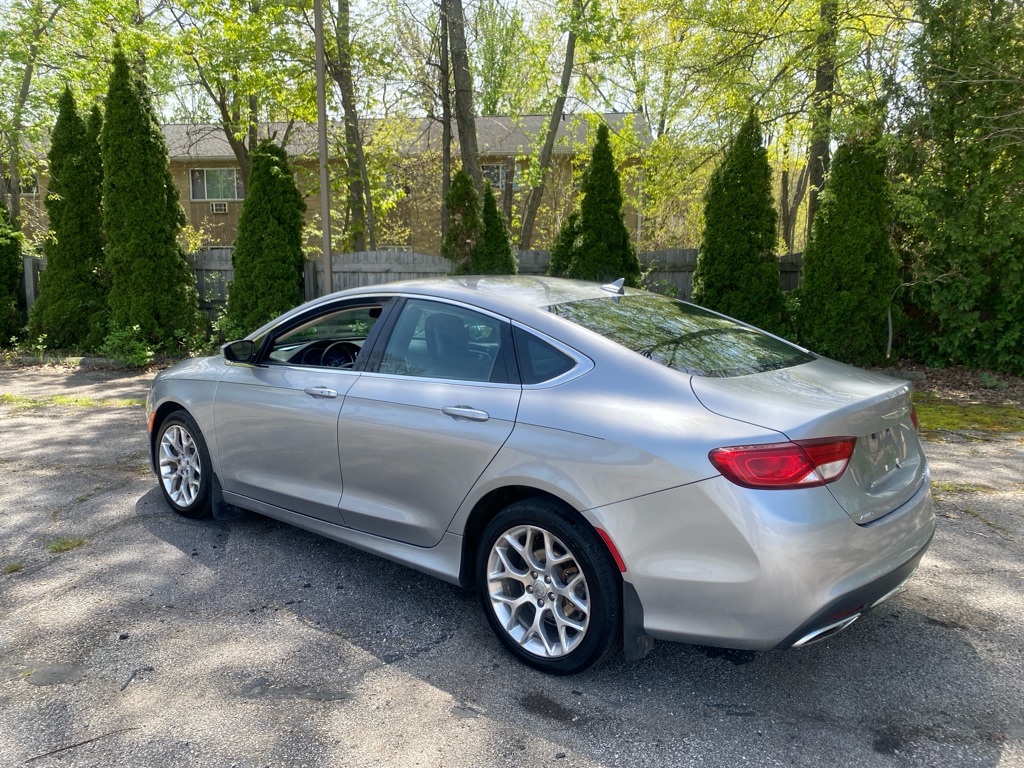 2016 Chrysler 200 C - Image 2