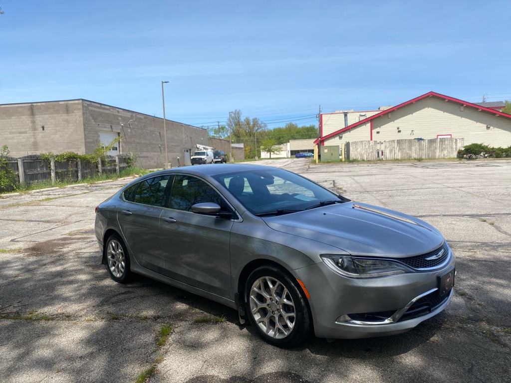 2016 Chrysler 200 C - Photo 6