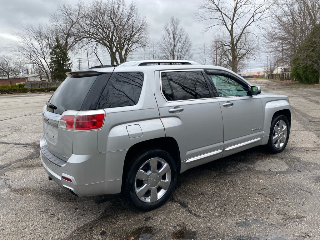 2015 GMC Terrain Denali - Image 5
