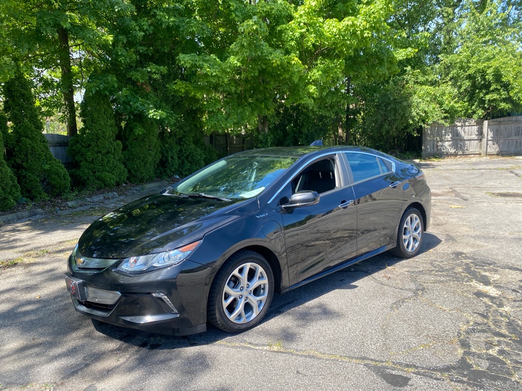 2017 Chevrolet Volt Premier's photo