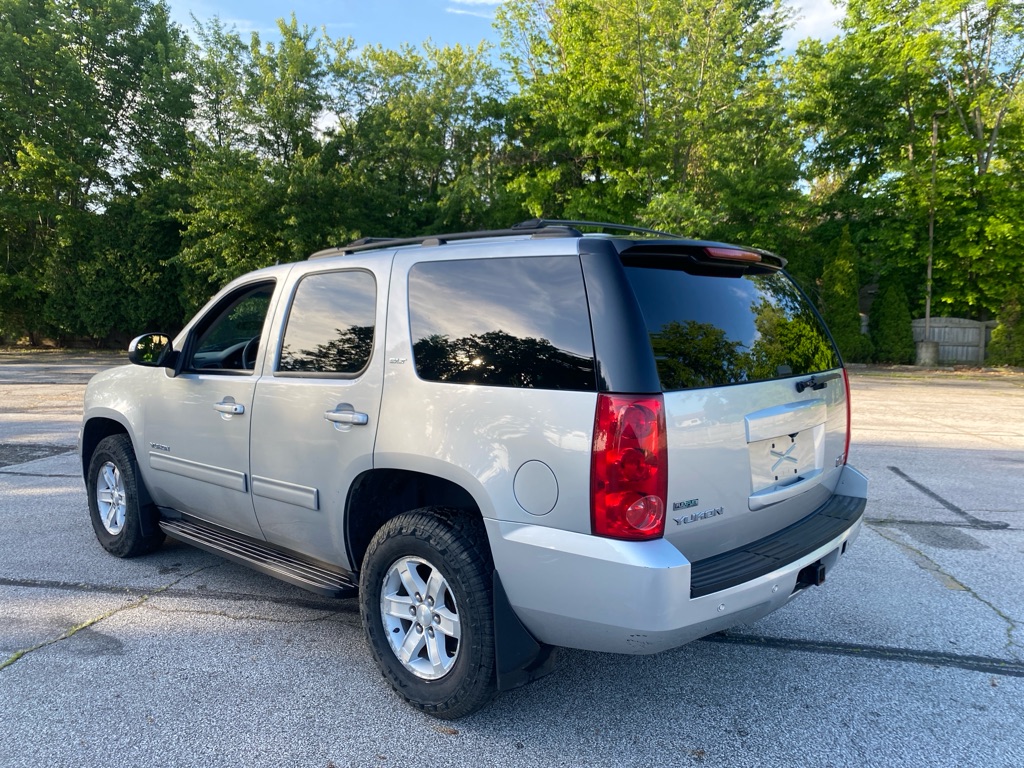2012 GMC Yukon SLT - Image 3