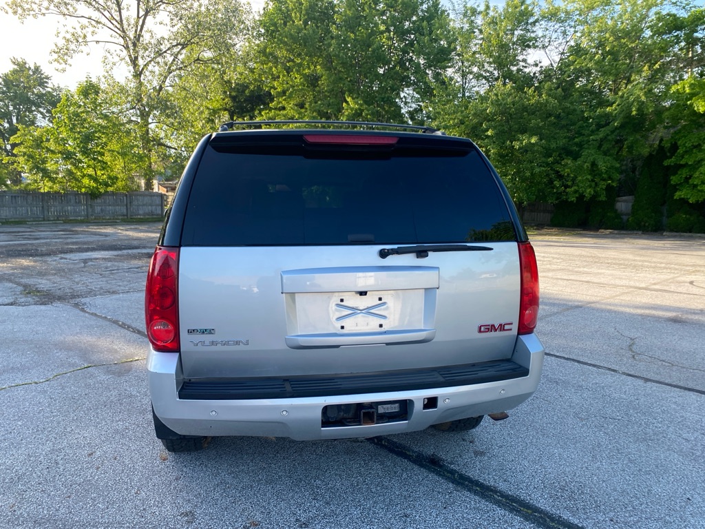 2012 GMC Yukon SLT - Image 4