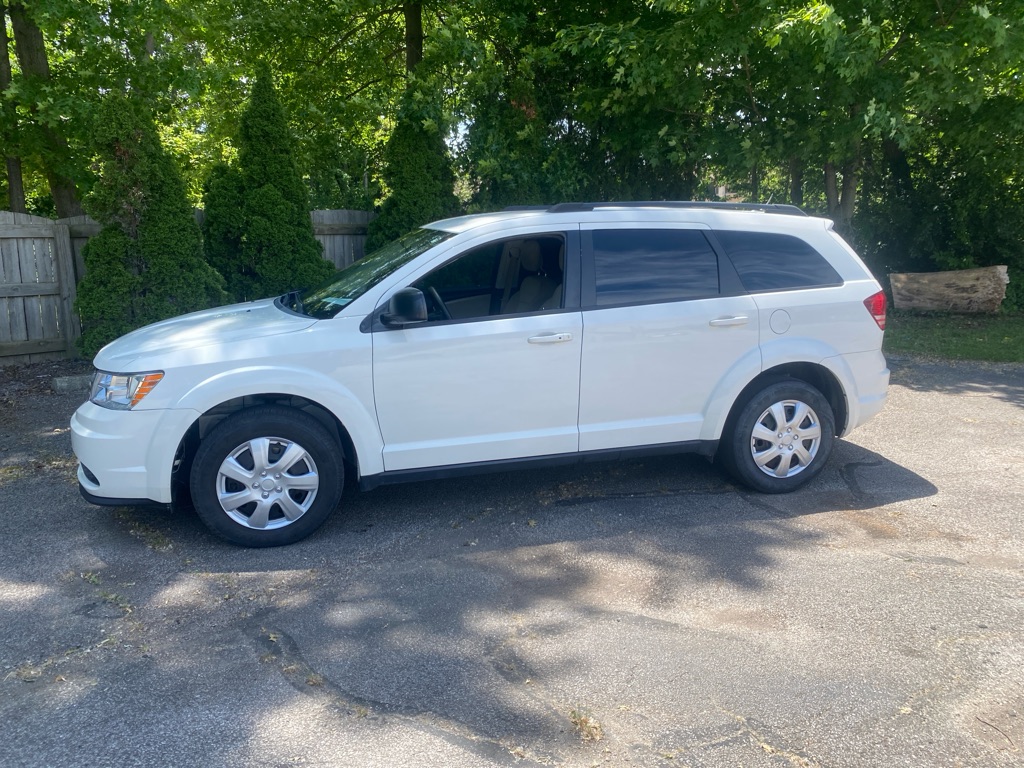 2016 Dodge Journey SE - Image 2