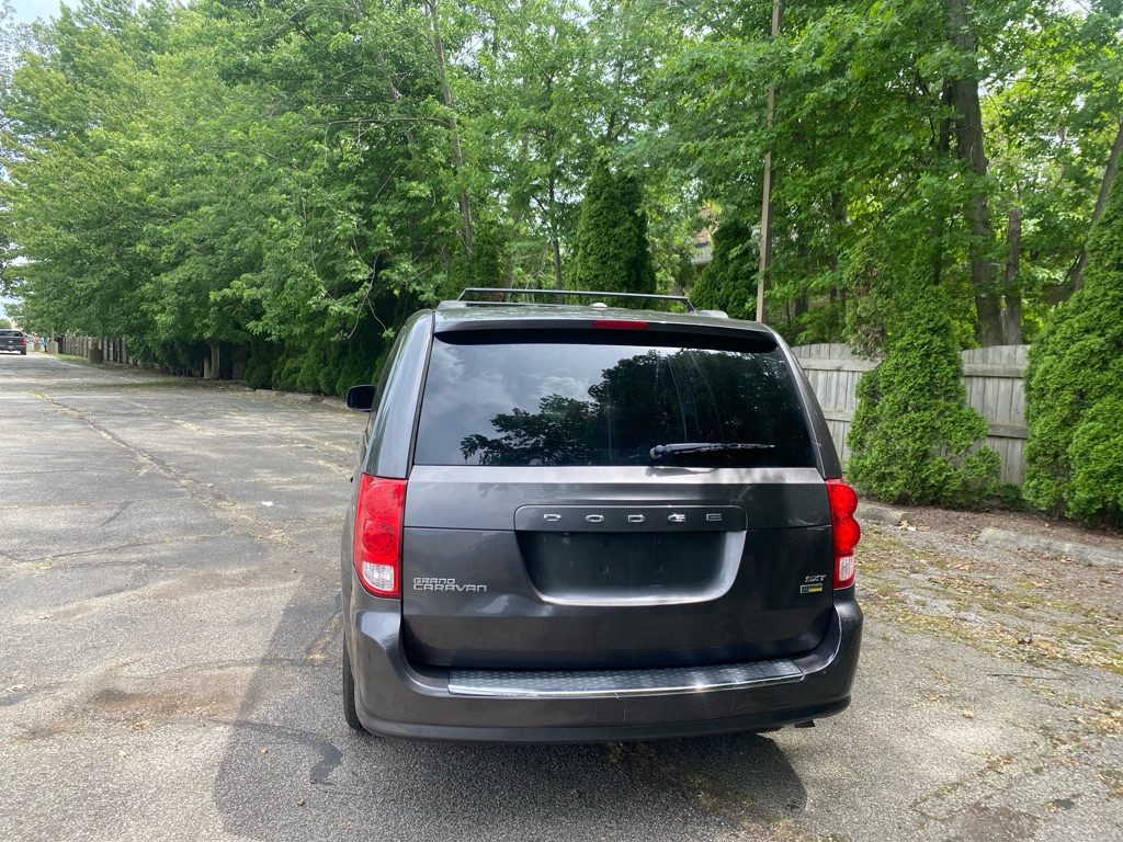 2019 Dodge Grand Caravan SXT - Image 4