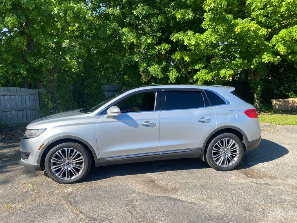 2016 Lincoln MKX Reserve - Image 2