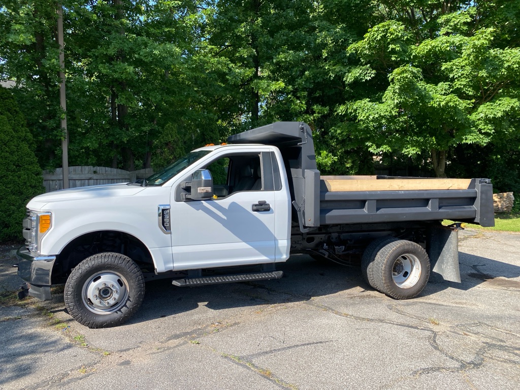 2017 Ford F-350 Super Duty SUPER DUTY - Image 2