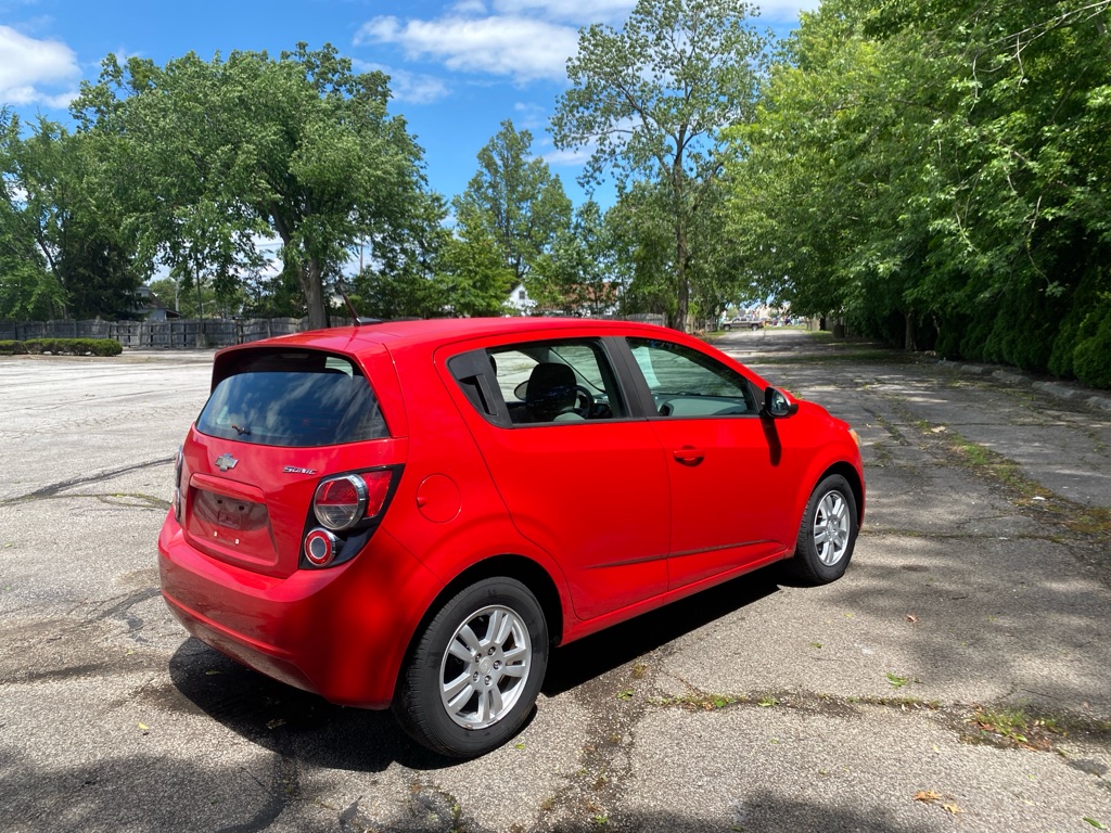2012 Chevrolet Sonic LS - Image 5