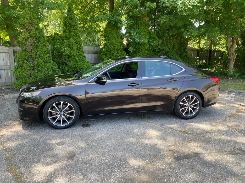 Photo 2 of 2015 Acura TLX V6 w/Advance