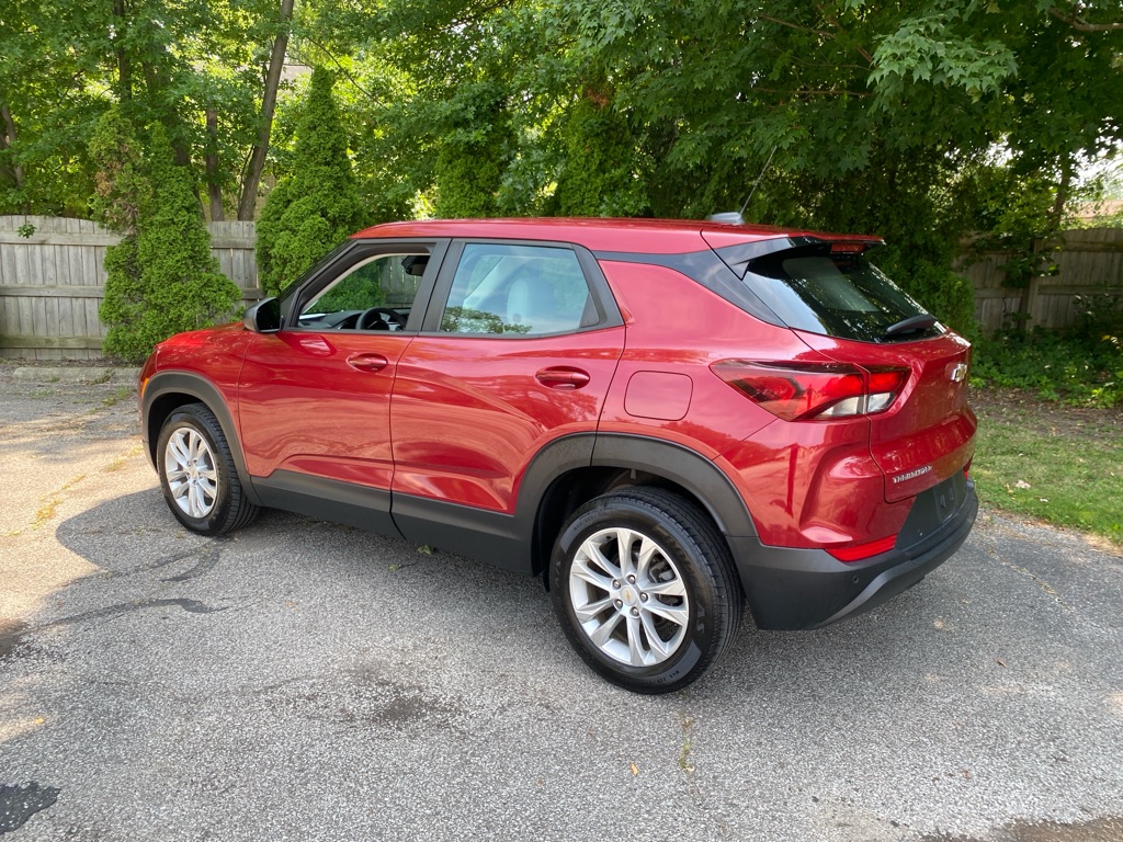 2021 Chevrolet Trailblazer LS - Image 3