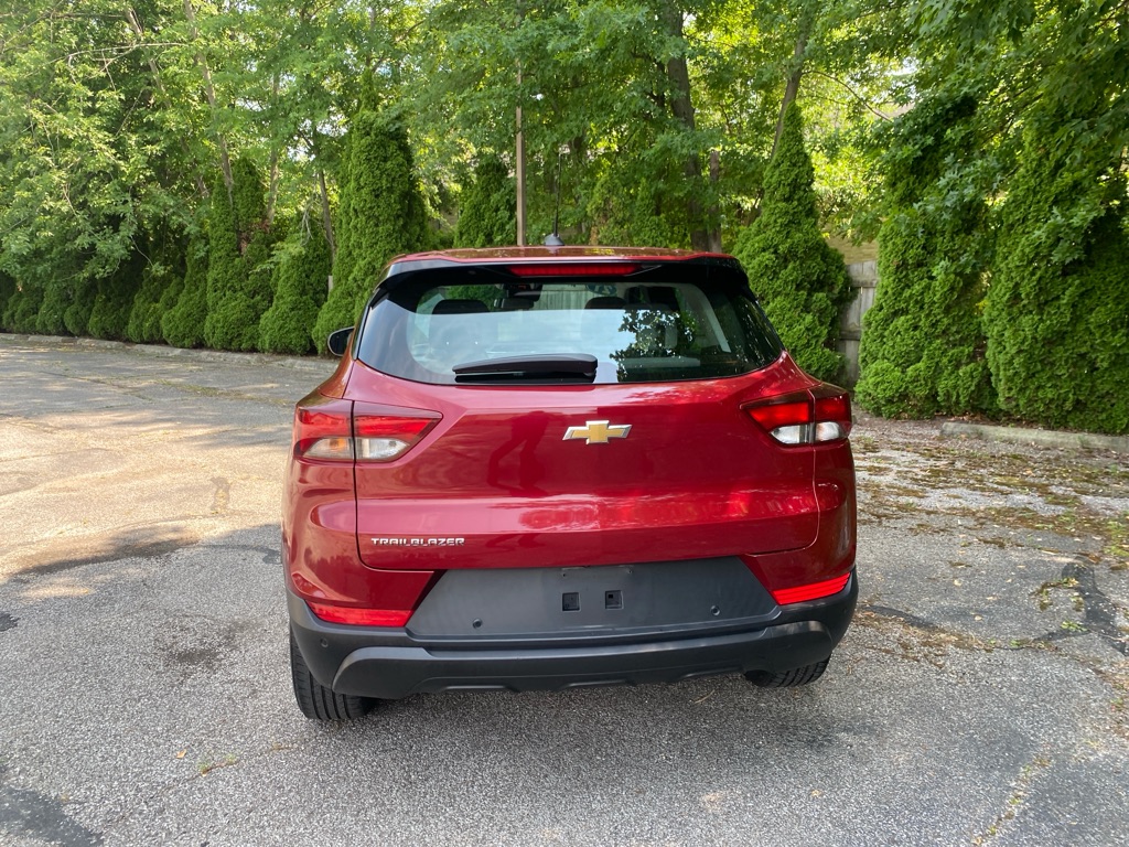 2021 Chevrolet Trailblazer LS - Image 4