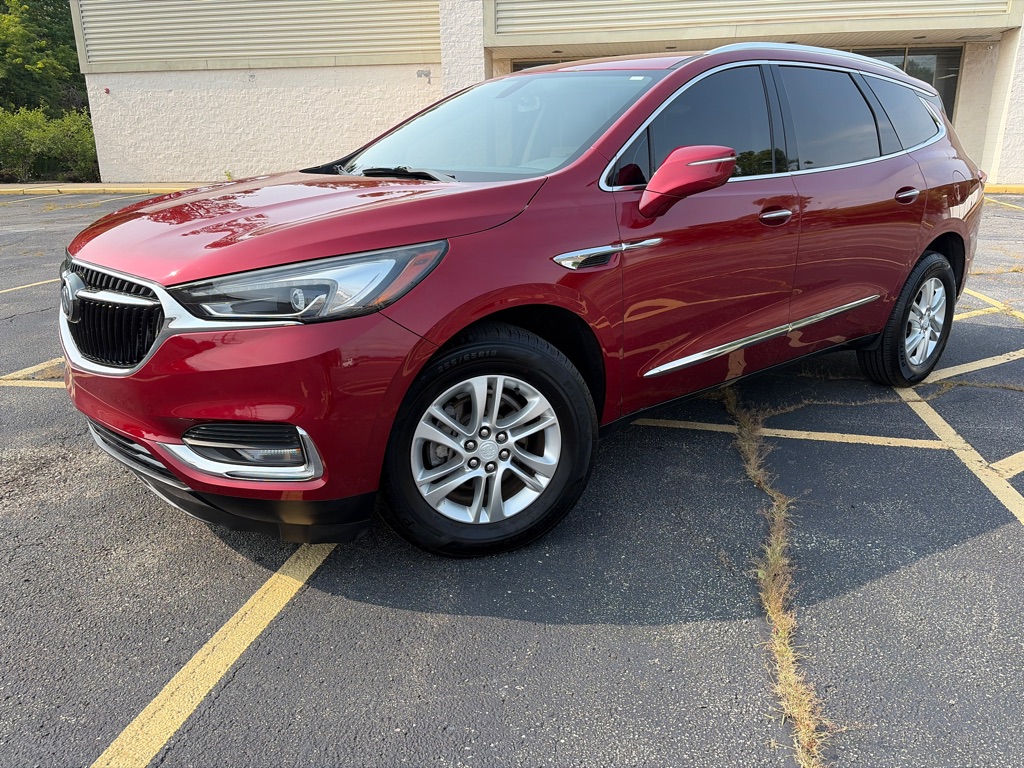 2018 Buick Enclave Essence - Image 2
