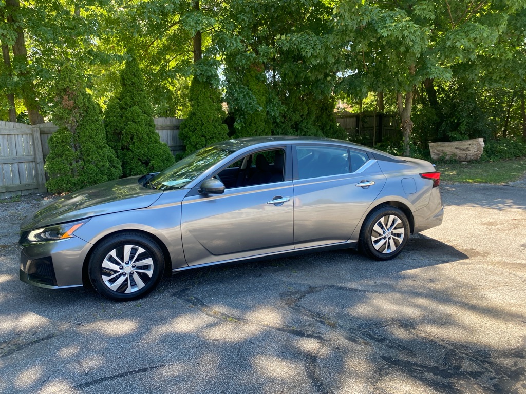 2023 Nissan Altima 2.5 S - Image 2