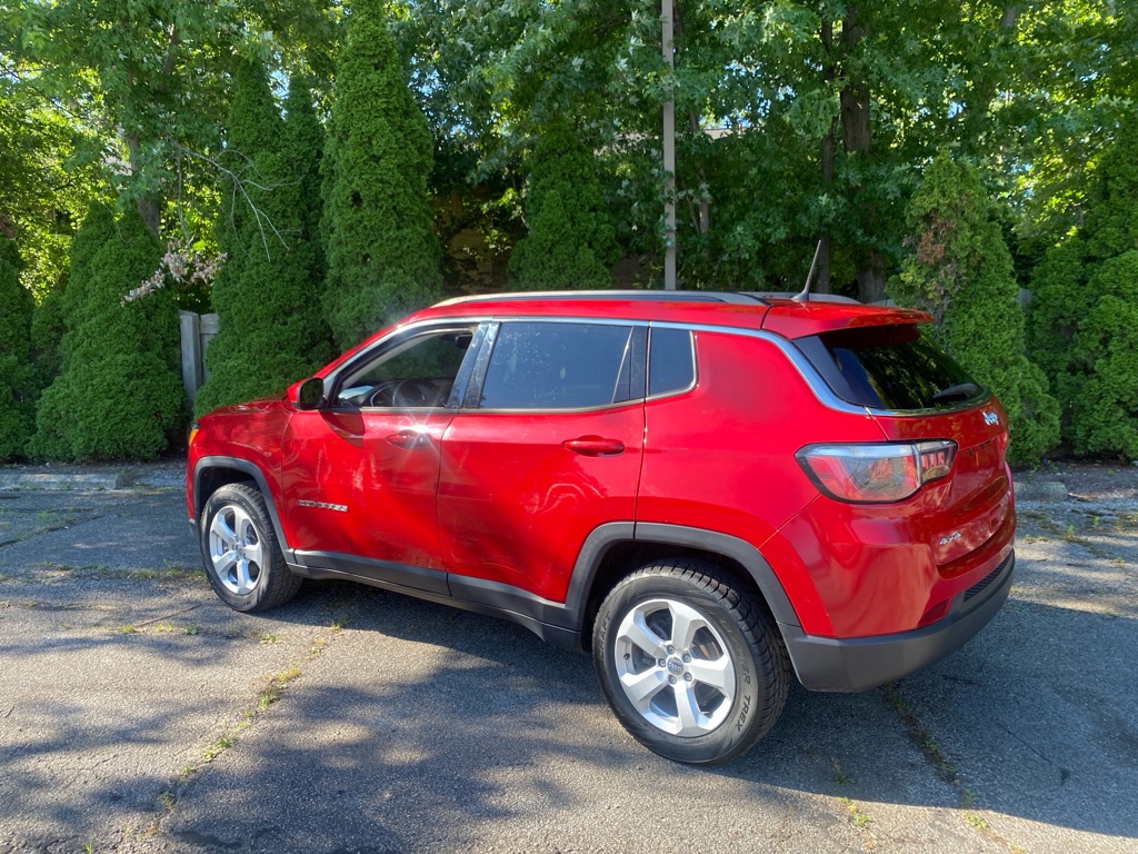 2018 Jeep Compass Latitude - Image 3
