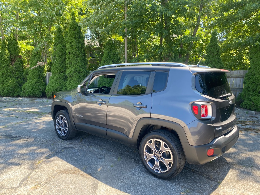 2017 Jeep Renegade Limited - Image 3