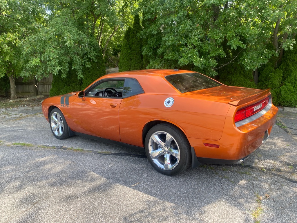 2011 Dodge Challenger R/T - Image 3