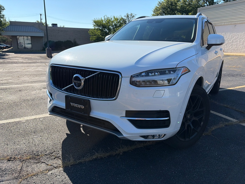 2019 Volvo XC90 T6 Momentum - Main Image