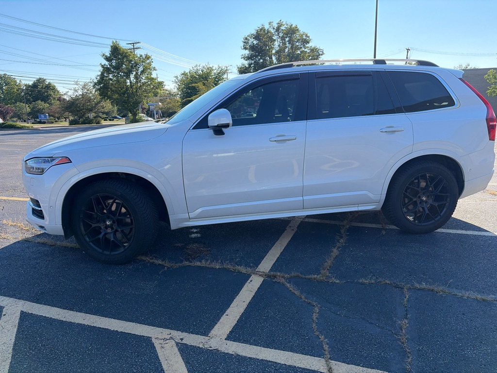 2019 Volvo XC90 T6 Momentum - Image 3