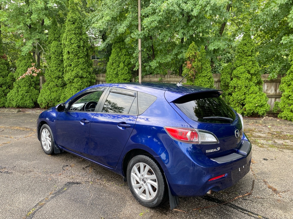 Photo 3 of 2013 Mazda Mazda3 i Touring