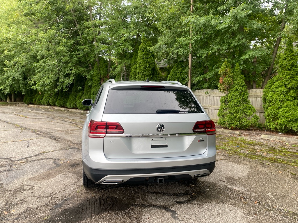 2018 Volkswagen Atlas V6 SE 4Motion - Image 4