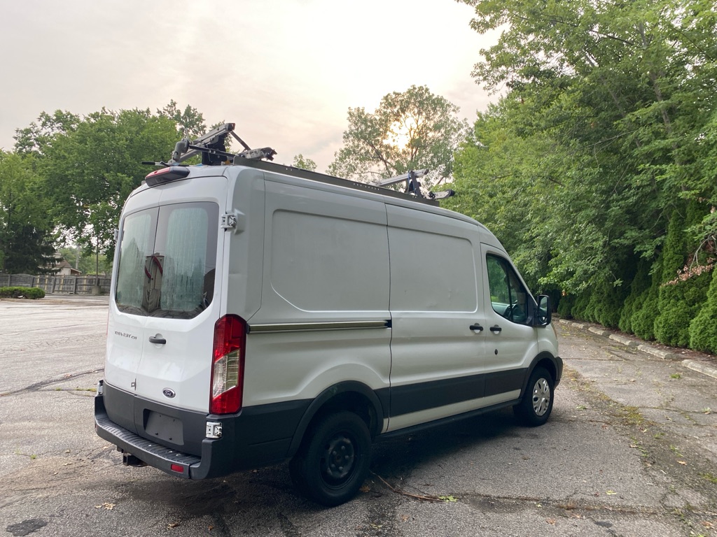 2018 Ford Transit 250 - Image 5