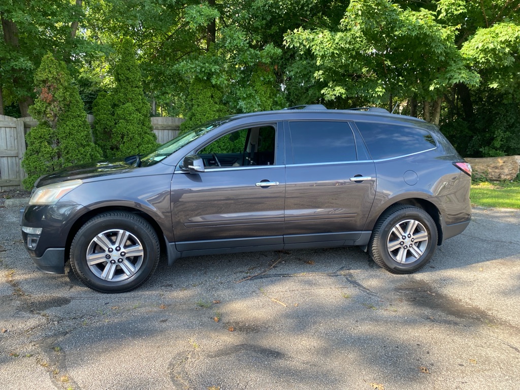 Photo 2 of 2016 Chevrolet Traverse LT