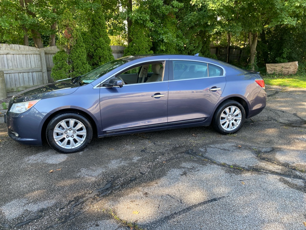 2013 Buick LaCrosse Leather - Image 2