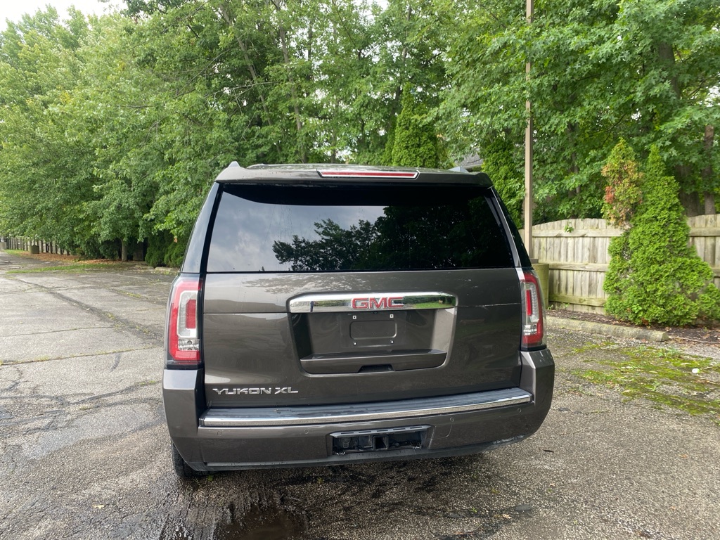Photo 4 of 2019 GMC Yukon XL Denali