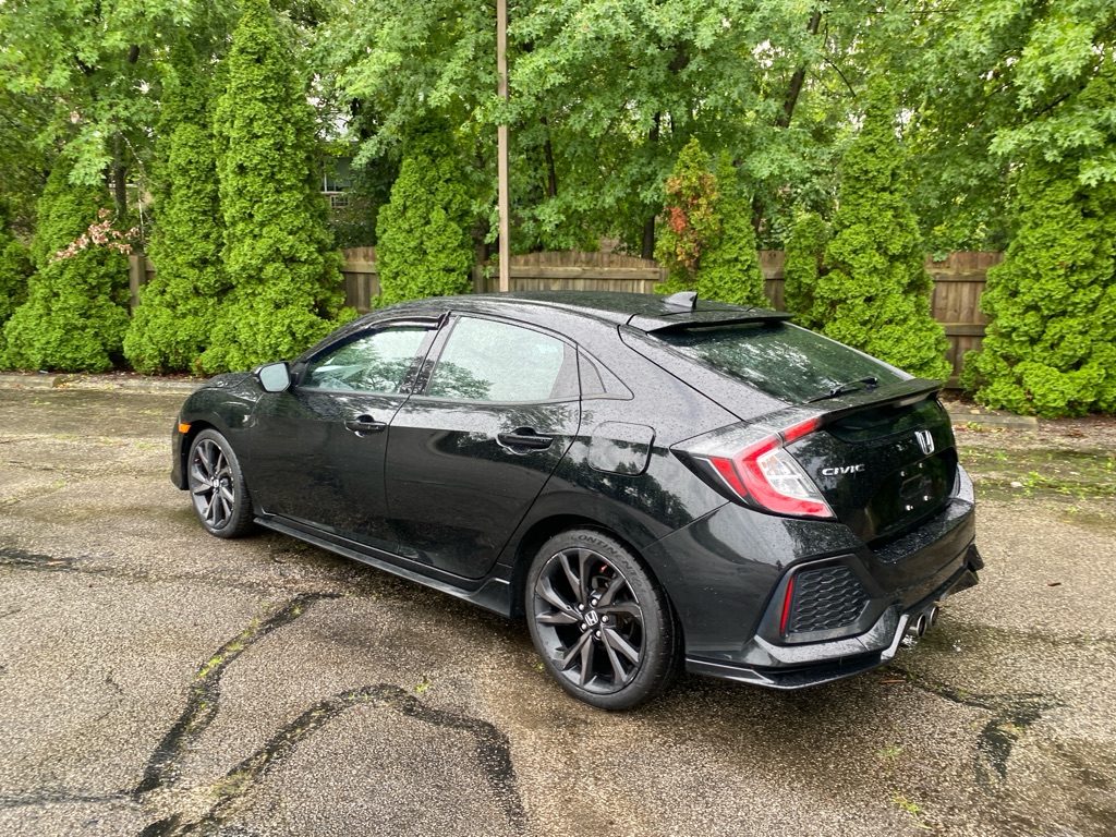 2017 Honda Civic Sport Touring - Image 3