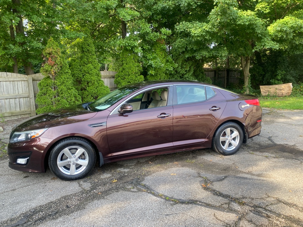 2015 Kia Optima LX - Image 2