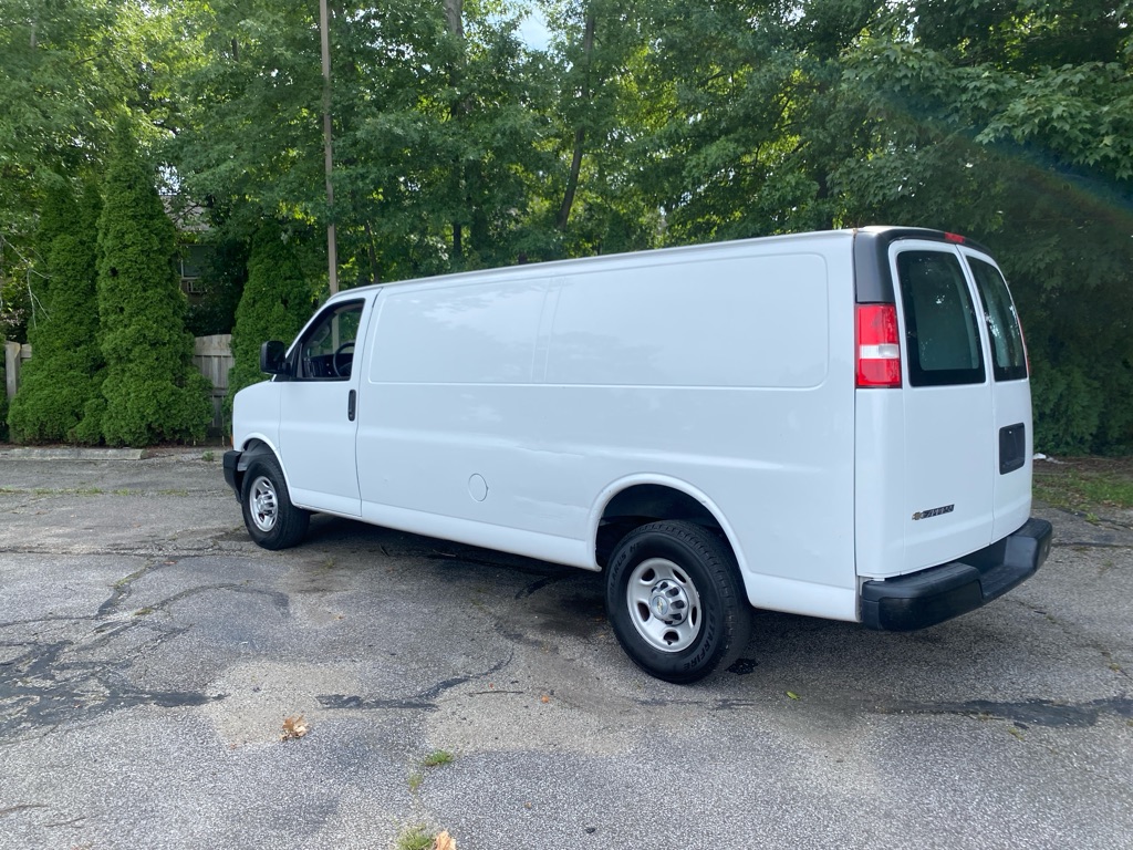 2021 Chevrolet Express 2500 - Image 3