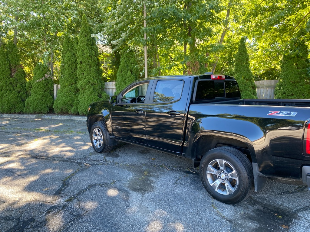 2018 Chevrolet Colorado Z71 - Image 3