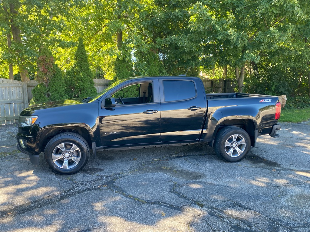 2018 Chevrolet Colorado Z71 - Image 2