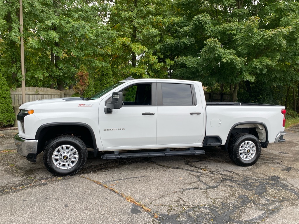 2022 Chevrolet Silverado 2500HD HEAVY DUTY - Image 2