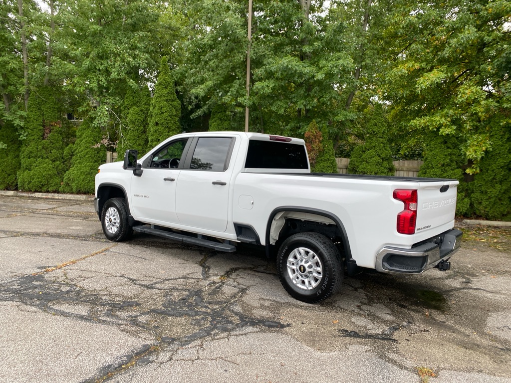 2022 Chevrolet Silverado 2500HD HEAVY DUTY - Image 3