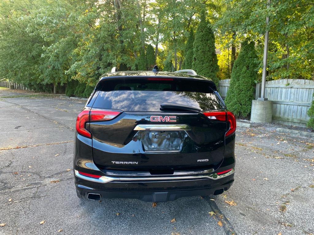 2019 GMC Terrain Denali - Image 4
