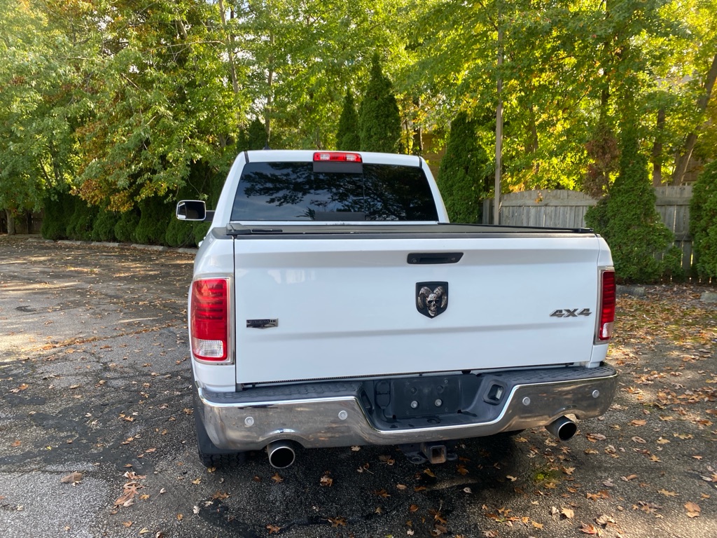 2015 Ram 1500 Laramie - Image 4