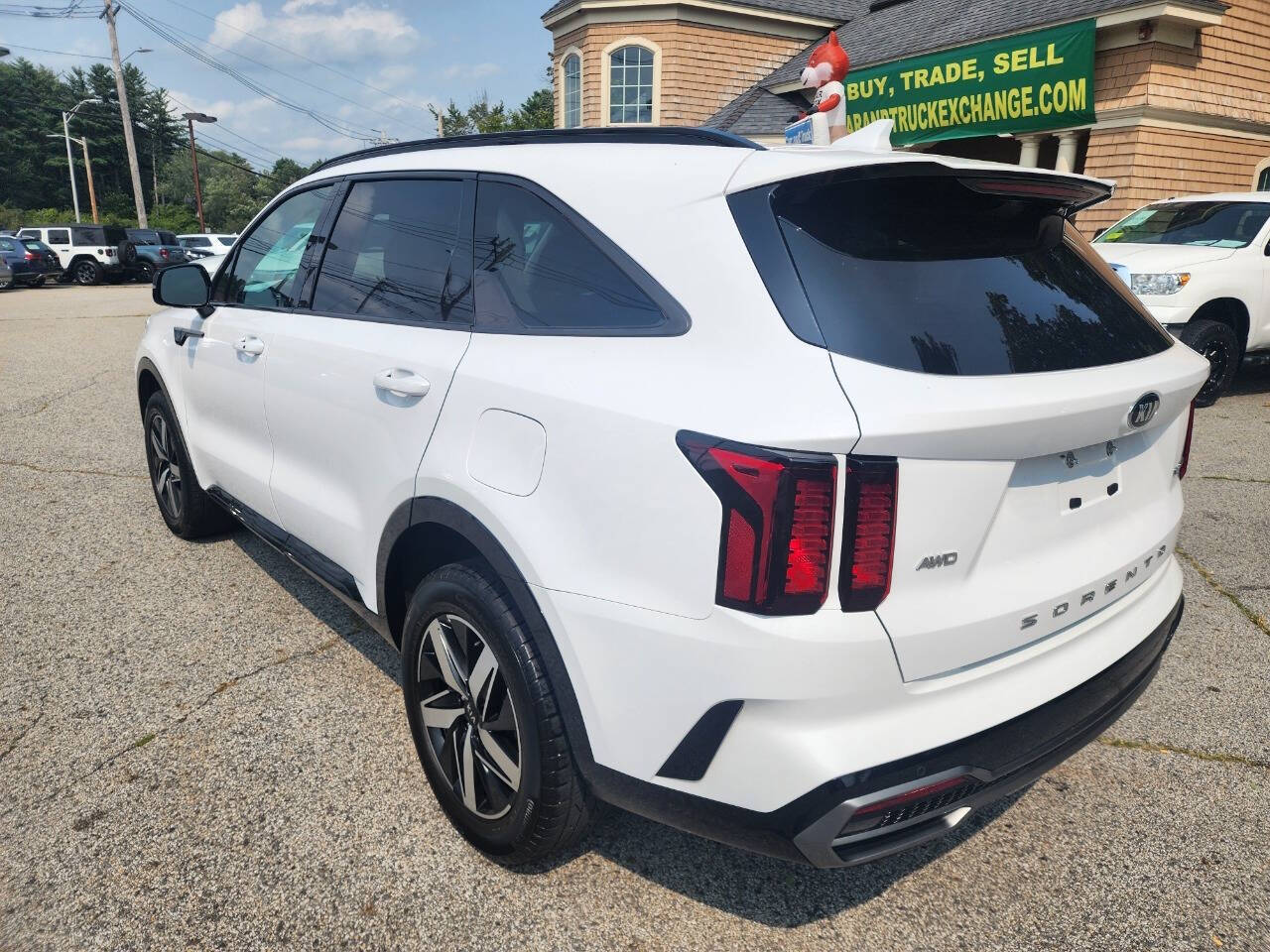 2021 Kia Sorento EX - Photo 8