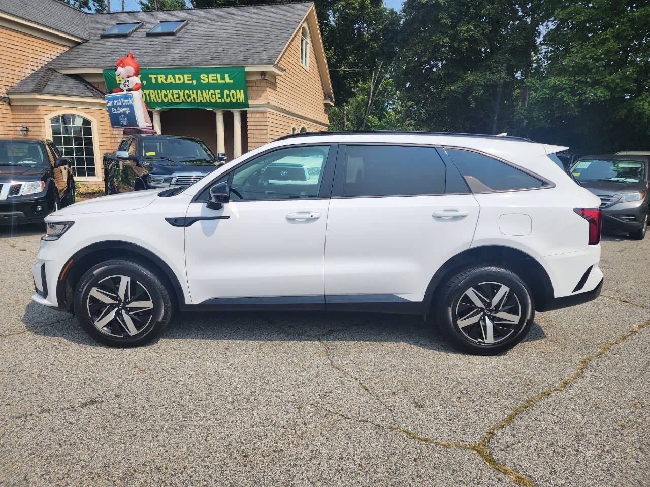 2021 Kia Sorento EX - Photo 9