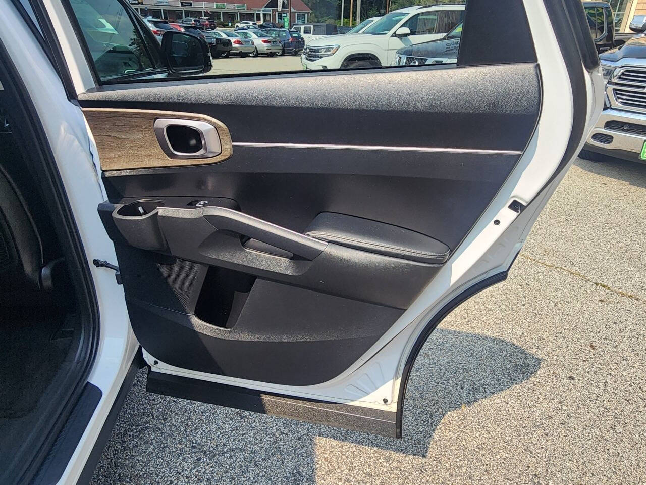 2021 Kia Sorento EX - Photo 35