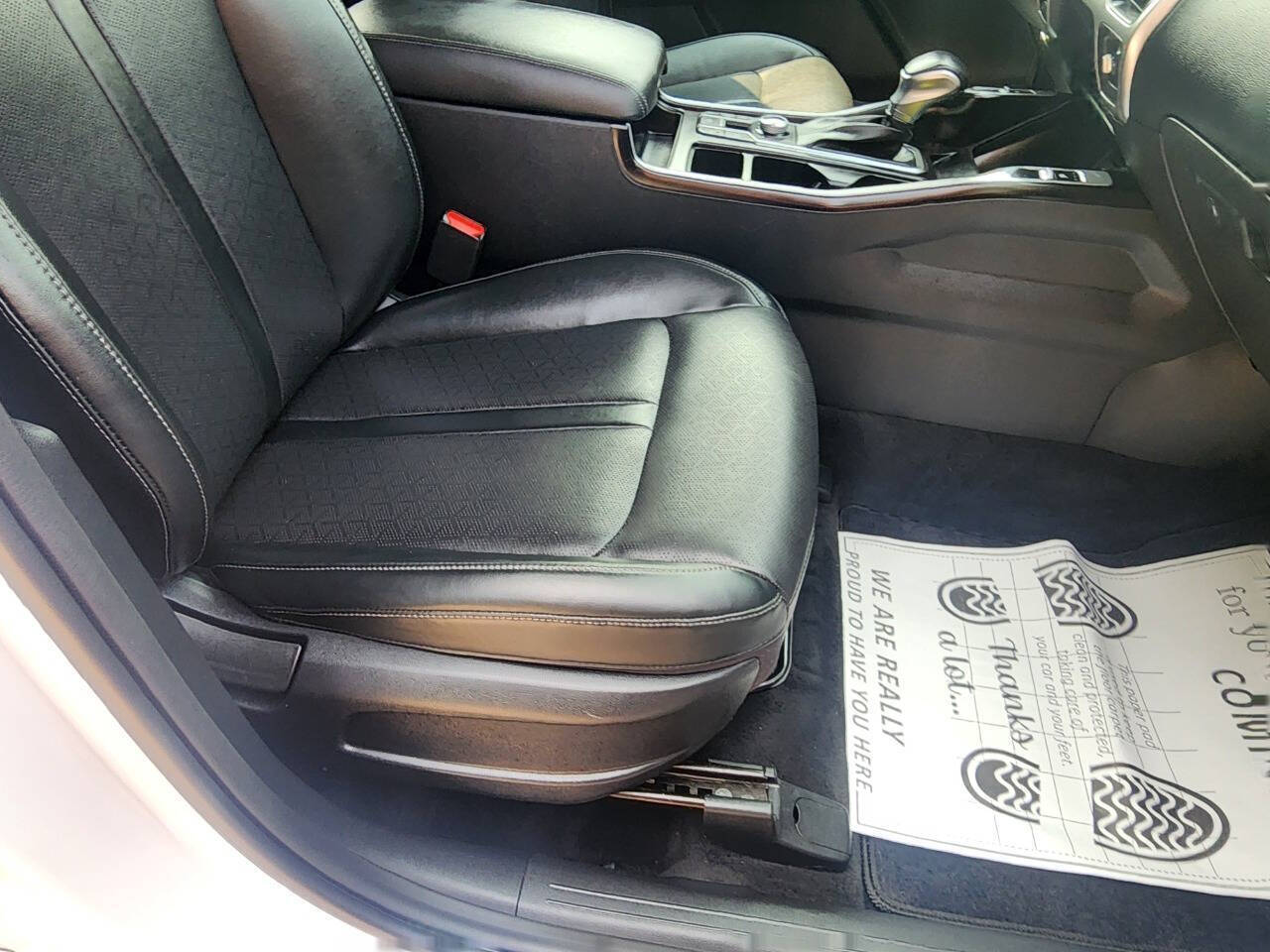 2021 Kia Sorento EX - Photo 28