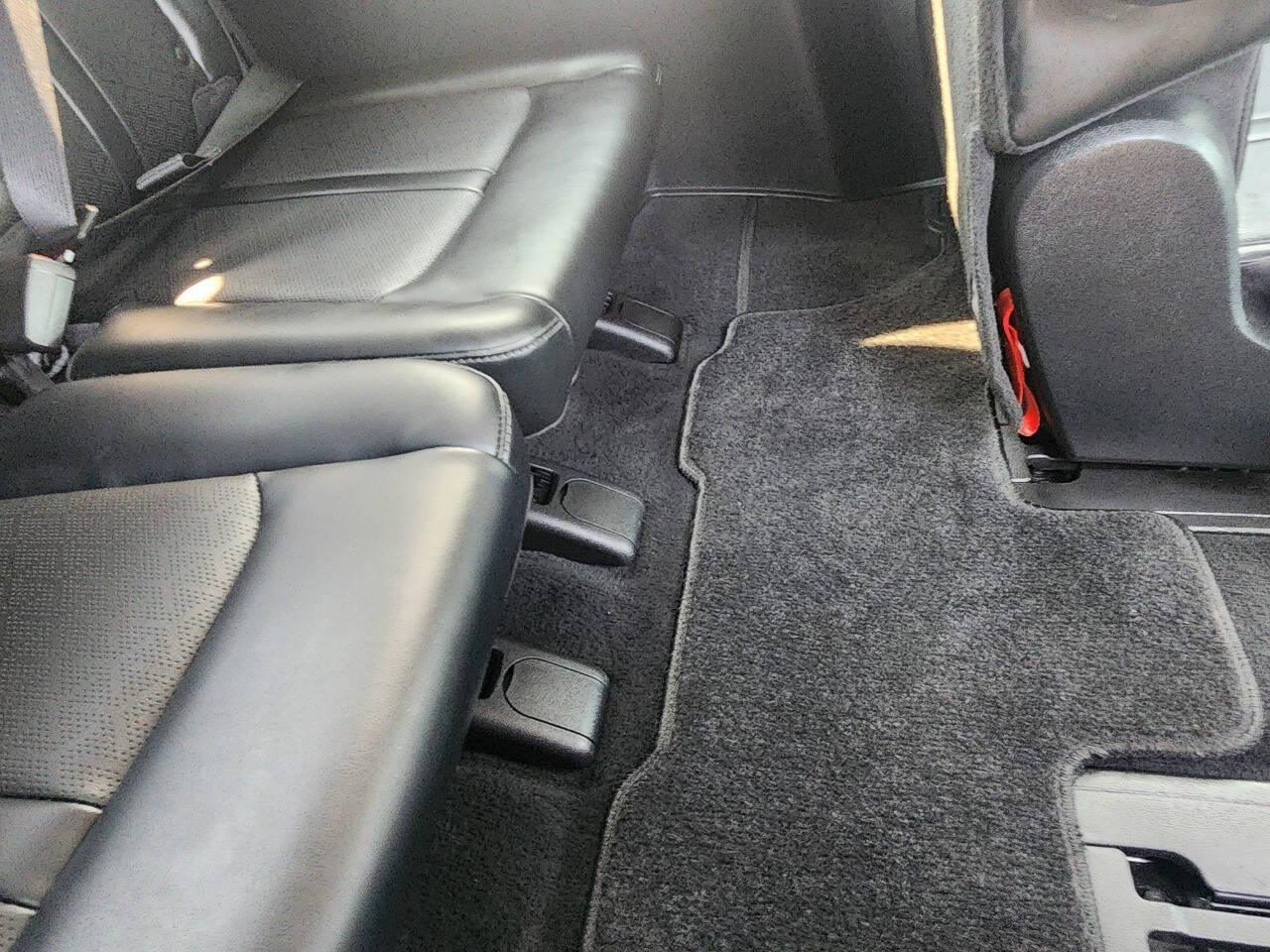 2021 Kia Sorento EX - Photo 45