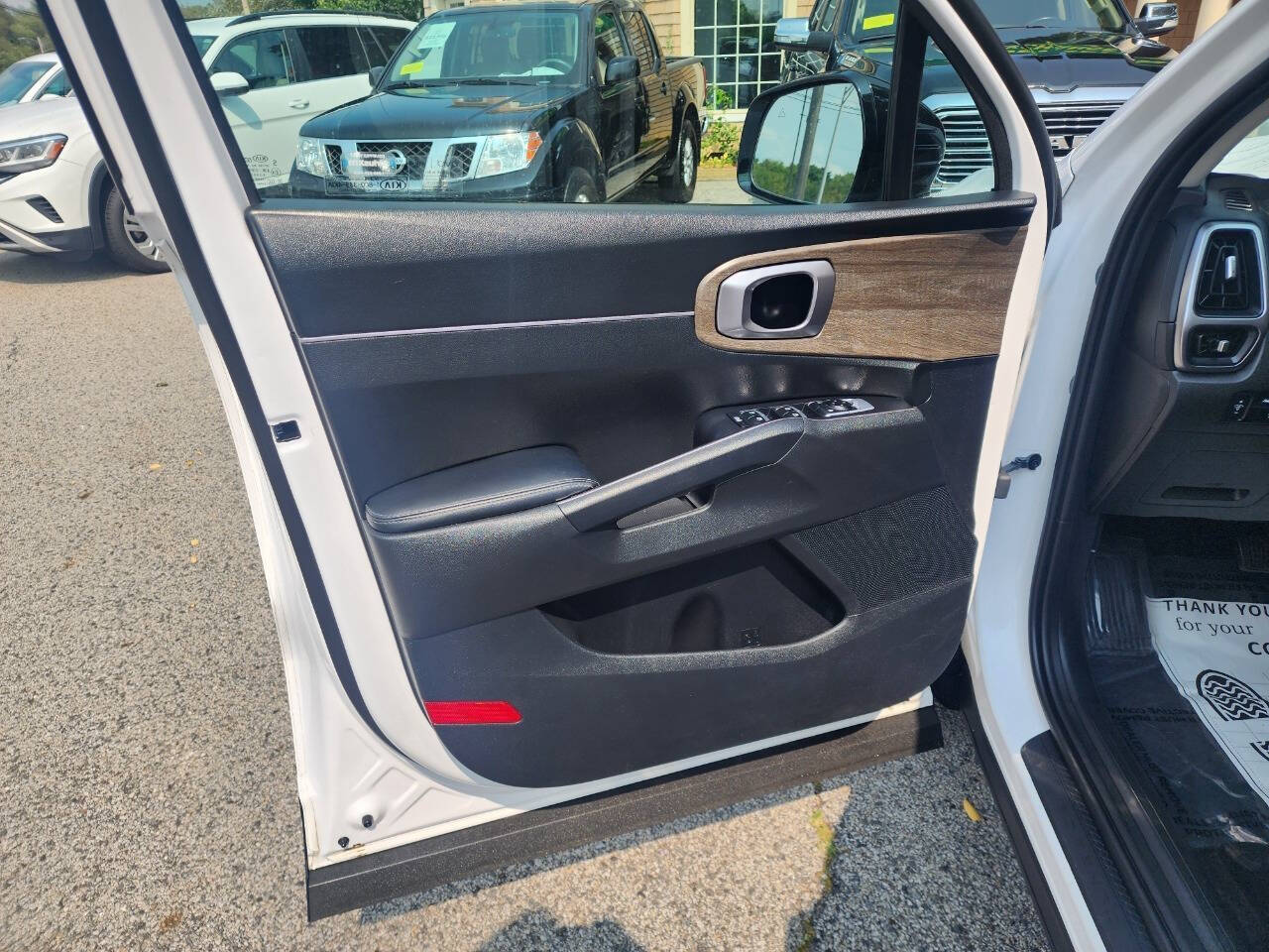 2021 Kia Sorento EX - Photo 17