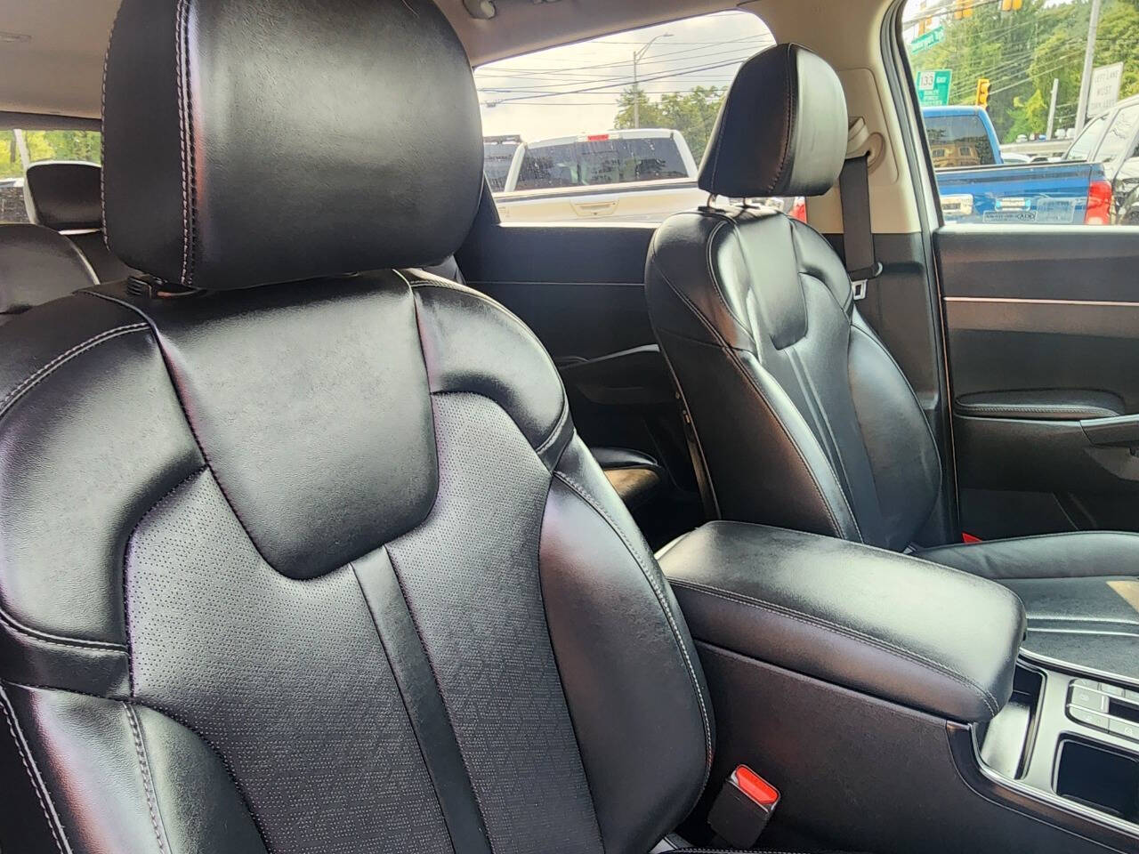 2021 Kia Sorento EX - Photo 29