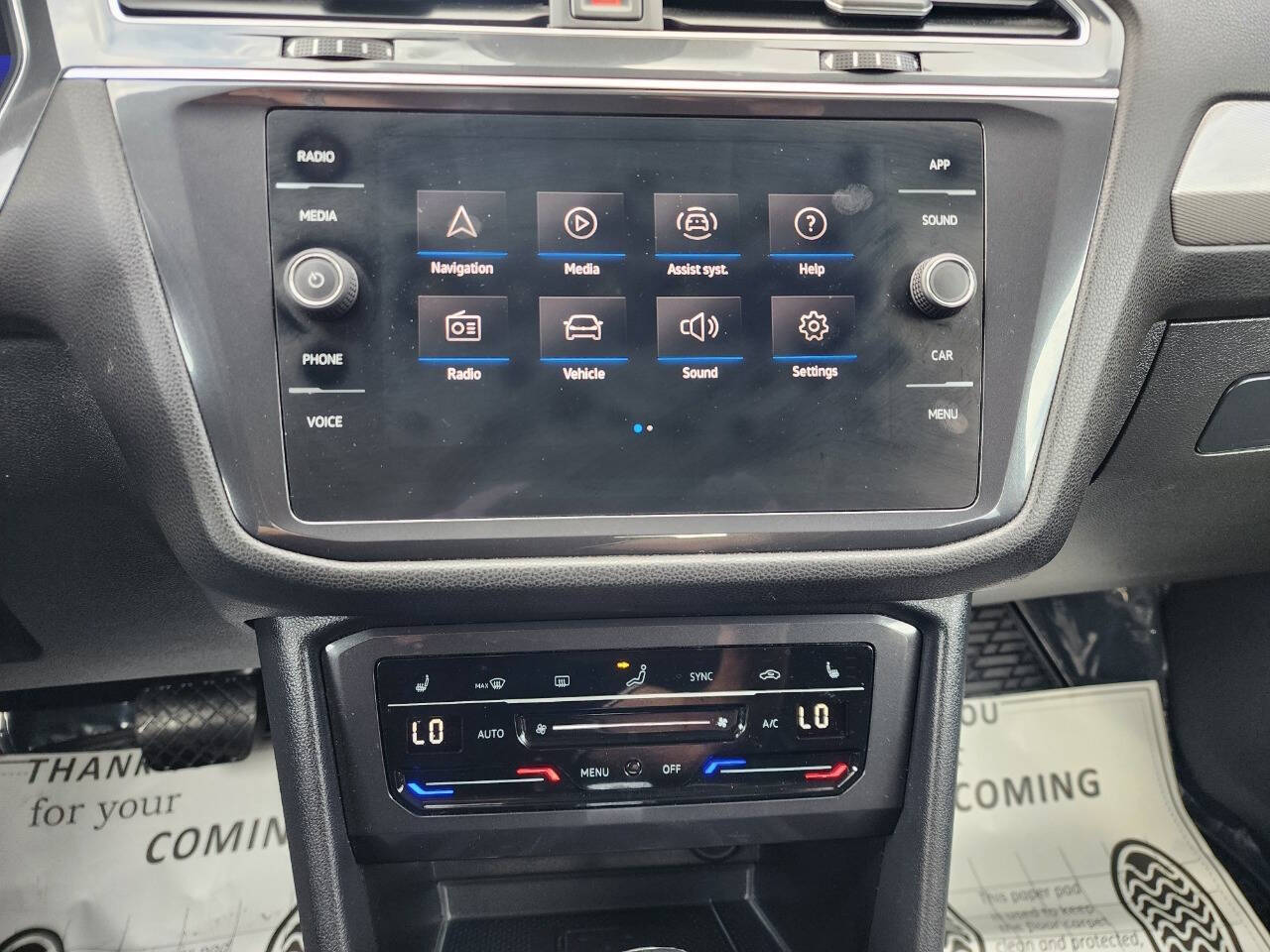 2022 Volkswagen Tiguan SE - Photo 14